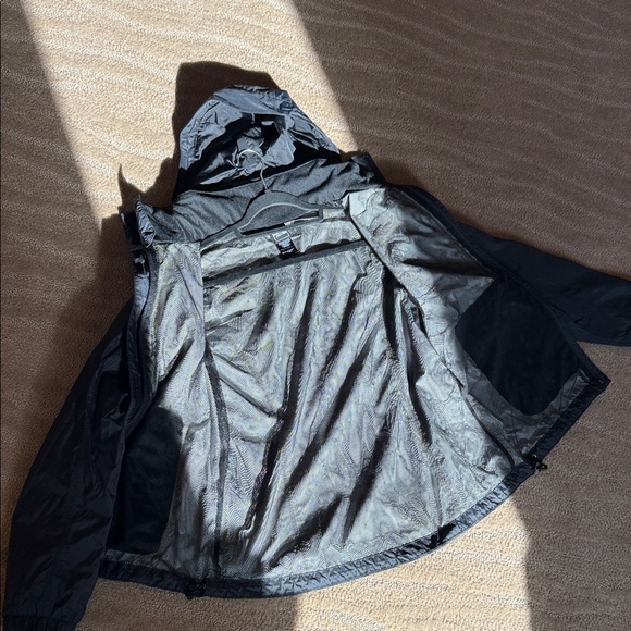 The North Face HYVENT Jacket Raincoat - Picture 5 of 17